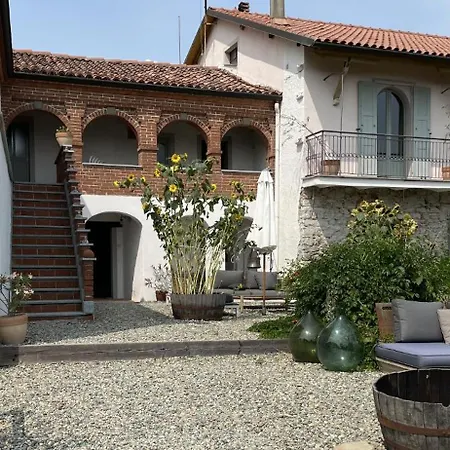 Montecastello Di La 아파트 스피노몬페라토
