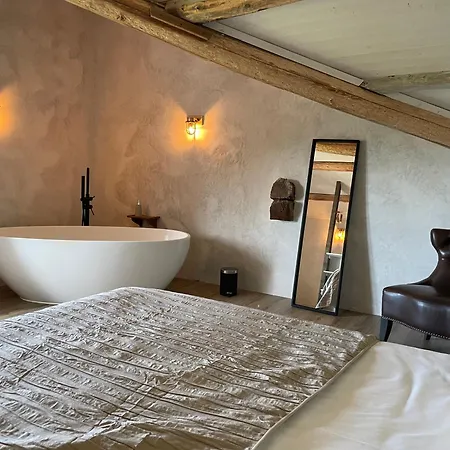 Montecastello Di La * 스피노몬페라토