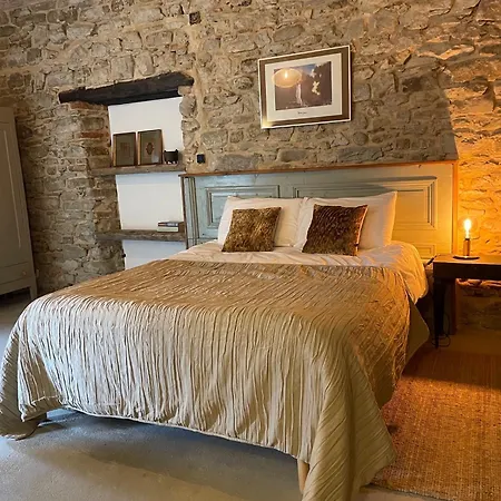 Montecastello Di La Appartement